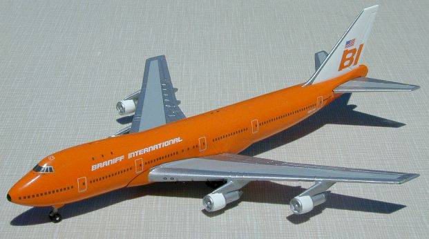 GeminiJets 1:400 Braniff International Airways Boeing 747