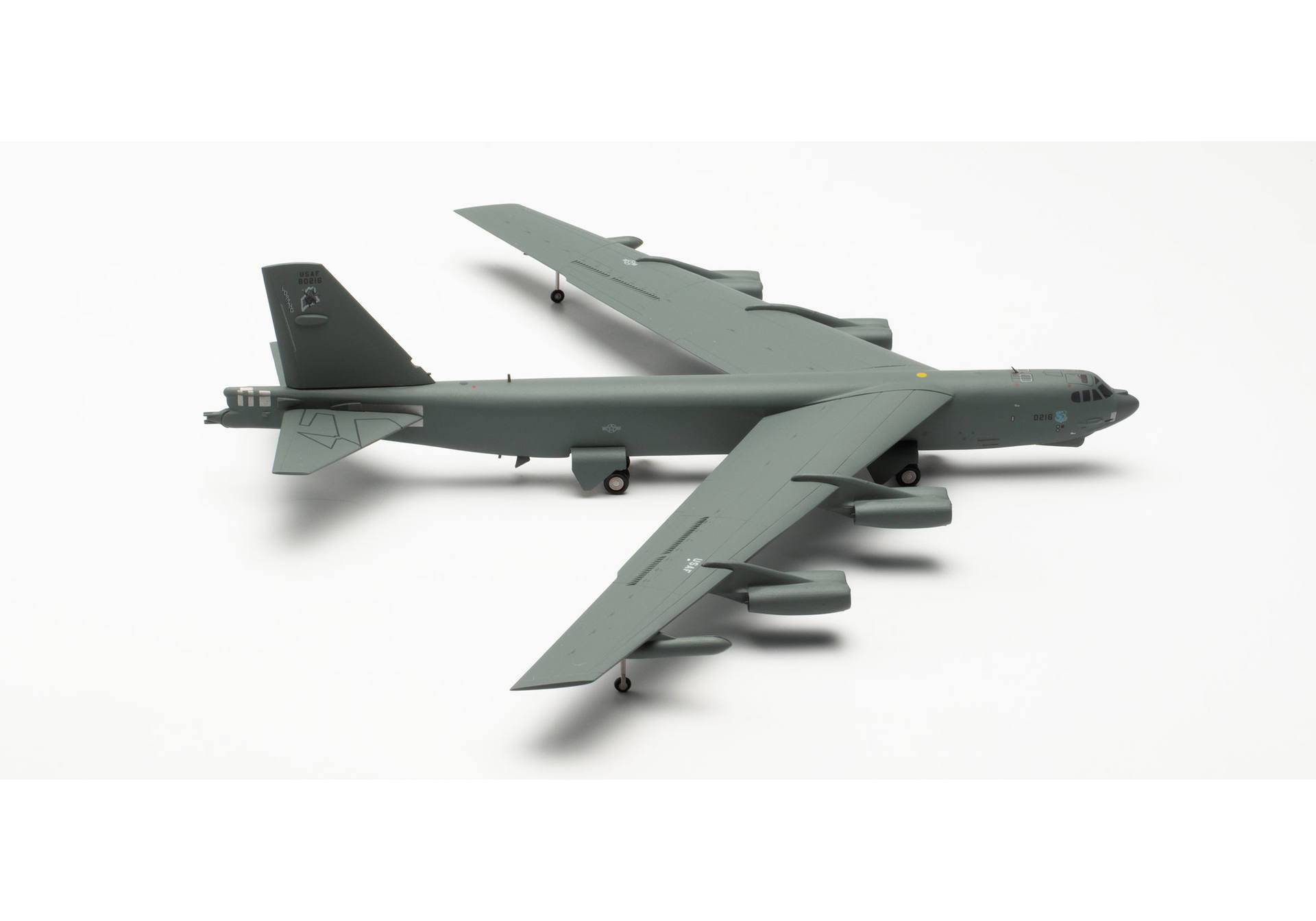Herpa 1:200 United States Air Force Boeing B-52 572002 | MADb